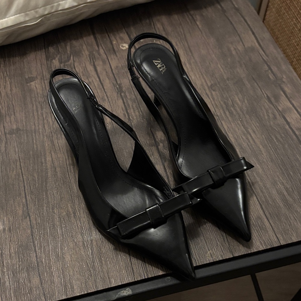 Zara Black Pointed Slingback Heels
